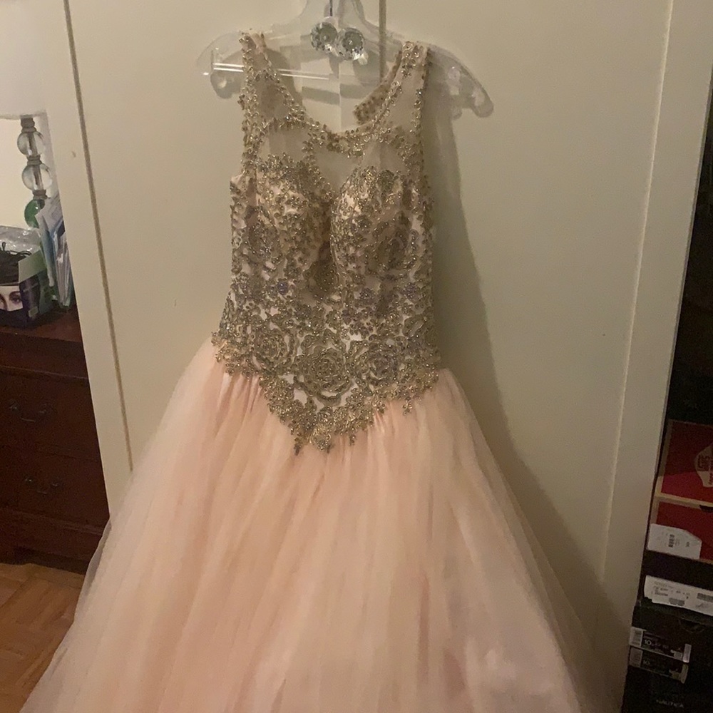 Sweet 16th gowns